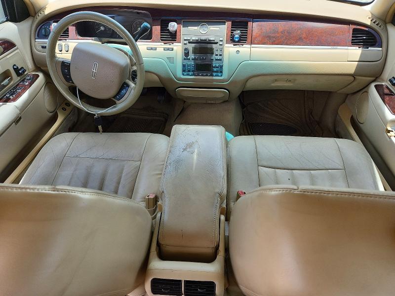 Продажа на аукционе авто 2007 Lincoln Town Car, vin: 1LNHM81W37Y615139, номер лота: 58301966