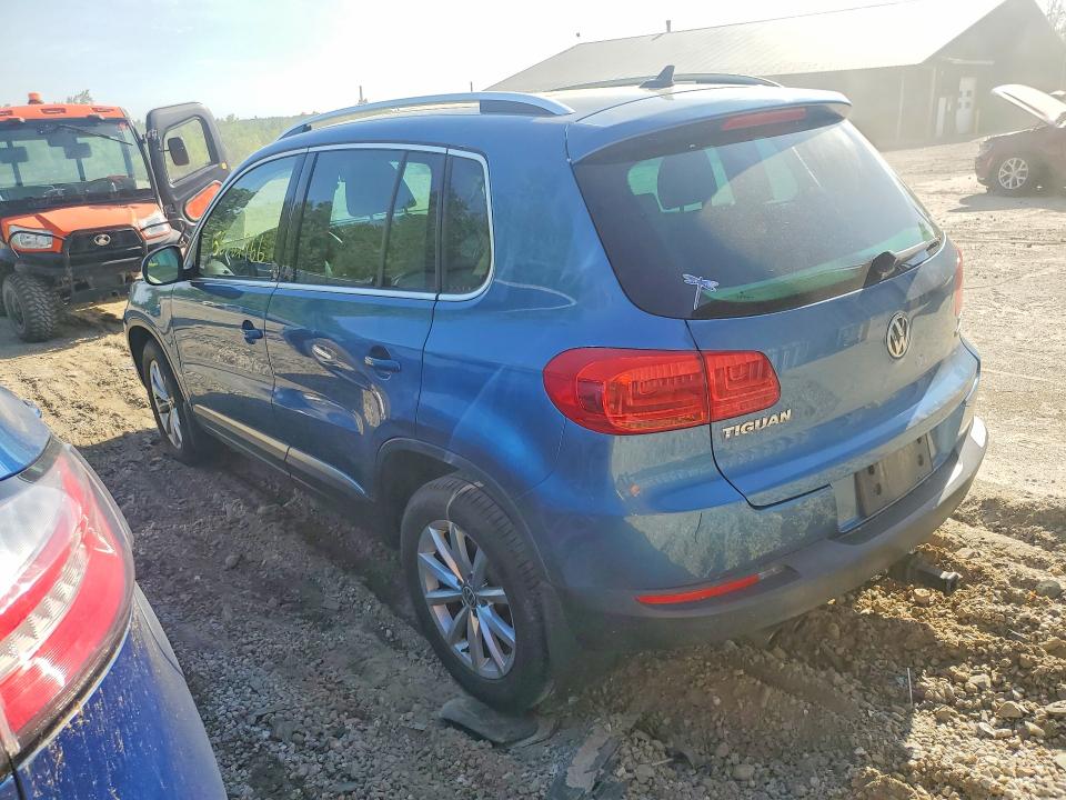 55707966 :رقم المزاد ، WVGSV7AX2HW500583 vin ، 2017 Volkswagen Tiguan مزاد بيع