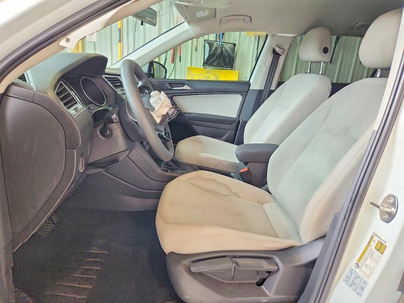 2021 Volkswagen Tiguan მანქანა იყიდება აუქციონზე, vin: 3VV1B7AX6MM002455, აუქციონის ნომერი: 56500926