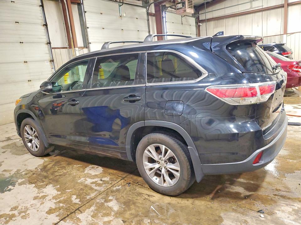 Продажа на аукционе авто 2015 Toyota Highlander, vin: 5TDJKRFH7FS201576, номер лота: 56820016