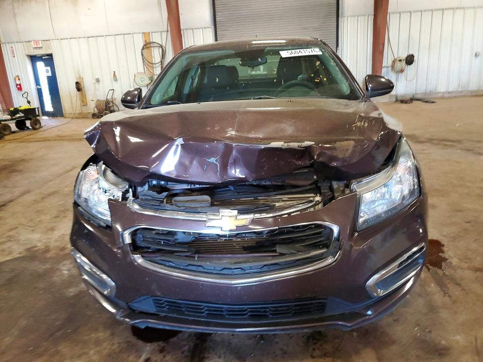 56041576 :رقم المزاد ، 1G1PC5SB1F7238451 vin ، 2015 Chevrolet Cruze مزاد بيع