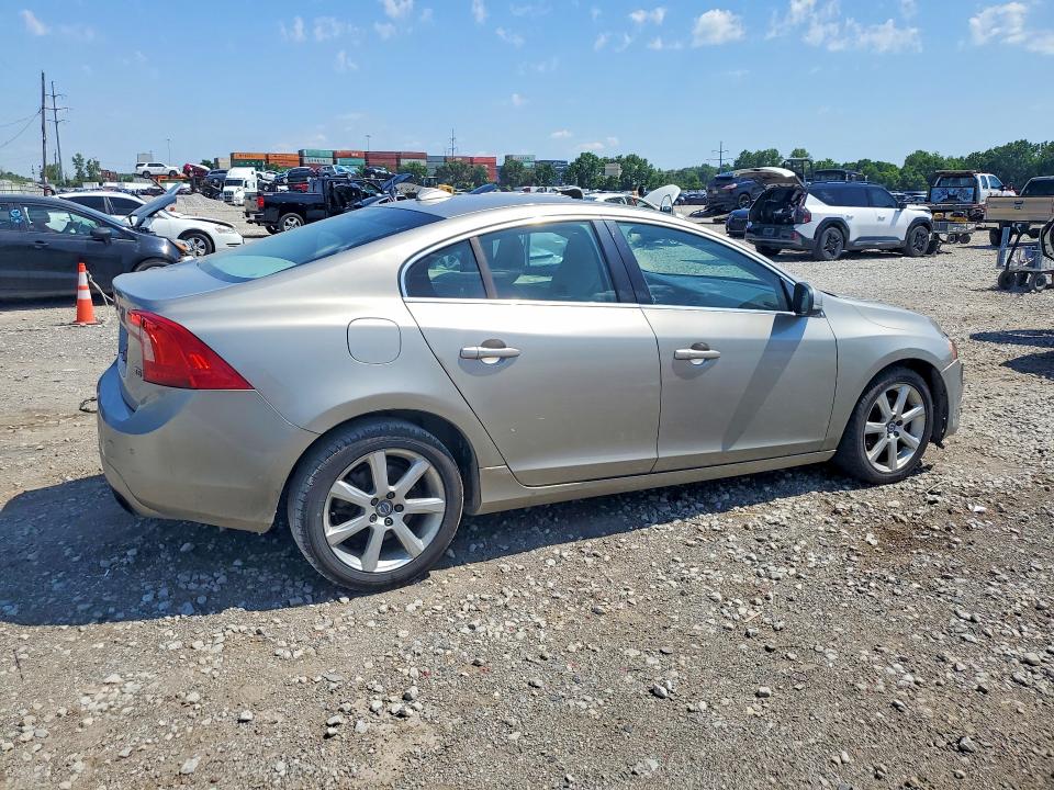 2016 Volvo S60 მანქანა იყიდება აუქციონზე, vin: YV126MFK8G2391446, აუქციონის ნომერი: 58336636