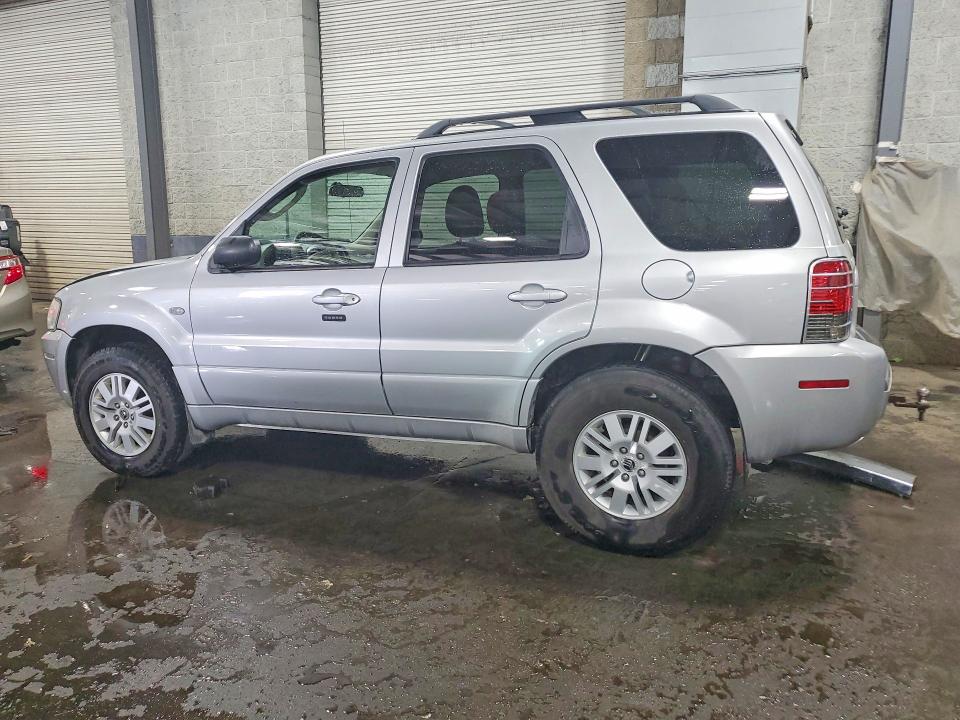 58705856 :رقم المزاد ، 4M2YU56155DJ10962 vin ، 2005 Mercury Mariner مزاد بيع