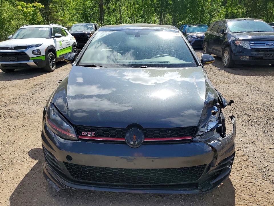 56586776 :رقم المزاد ، 3VW4T7AU2FM056625 vin ، 2015 Volkswagen Gti مزاد بيع