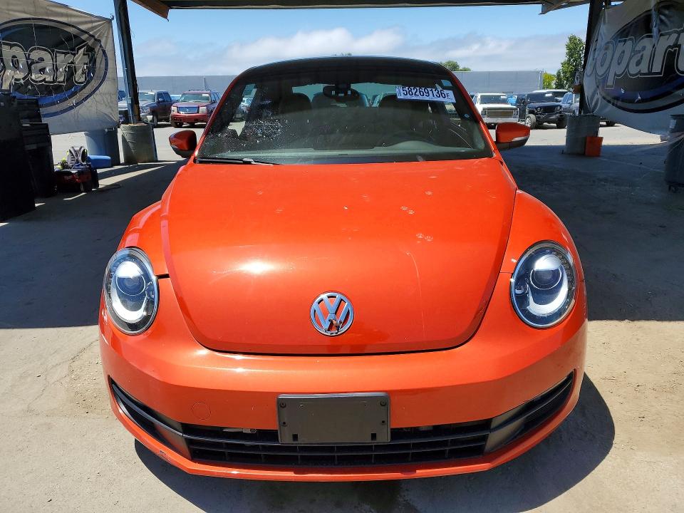 58269136 :رقم المزاد ، 3VWJ17AT4GM630112 vin ، 2016 Volkswagen Beetle مزاد بيع