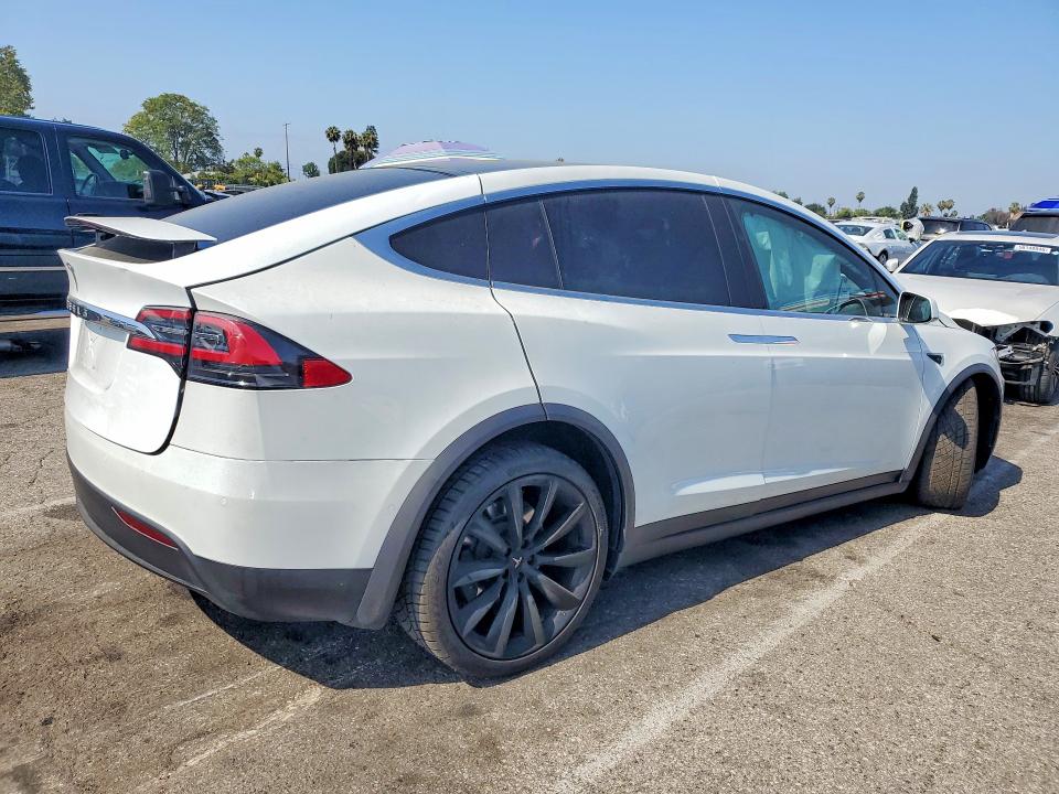 Продажа на аукционе авто 2020 Tesla Model X, vin: 5YJXCBE28LF270174, номер лота: 54734866