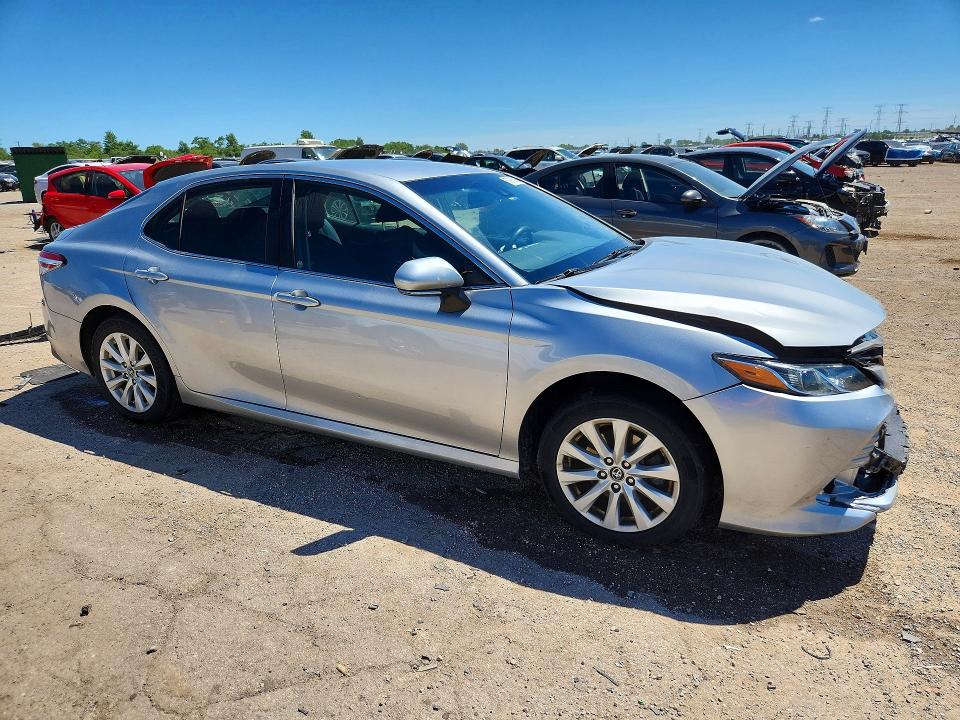 Продажа на аукционе авто 2018 Toyota Camry, vin: 4T1B11HK6JU637062, номер лота: 57916736