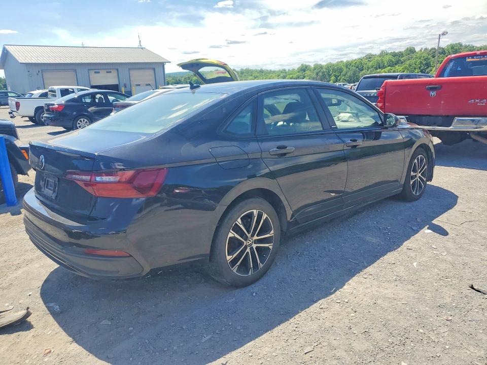 57307976 :رقم المزاد ، 3VWBM7BU1RM008928 vin ، 2024 Volkswagen Jetta مزاد بيع