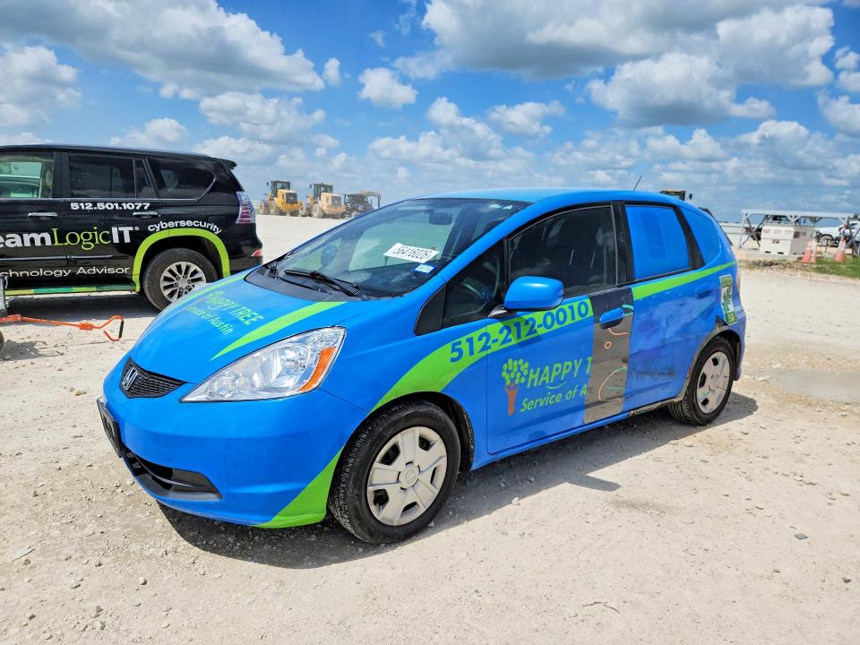 56416026 :رقم المزاد ، JHMGE8H38CC032662 vin ، 2012 Honda Fit مزاد بيع
