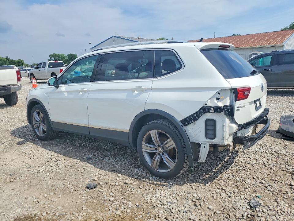 56302736 :رقم المزاد ، 3VV2B7AX5MM045690 vin ، 2021 Volkswagen Tiguan مزاد بيع