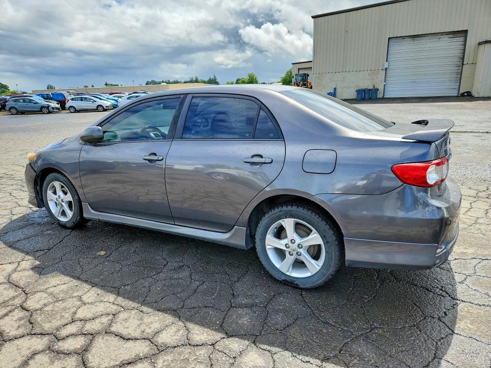2013 Toyota Corolla მანქანა იყიდება აუქციონზე, vin: 5YFBU4EE4DP158930, აუქციონის ნომერი: 56660356