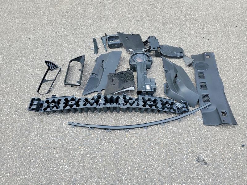 55366836 :رقم المزاد ، 1G1YL2D78E5132570 vin ، 2014 Chevrolet Corvette مزاد بيع