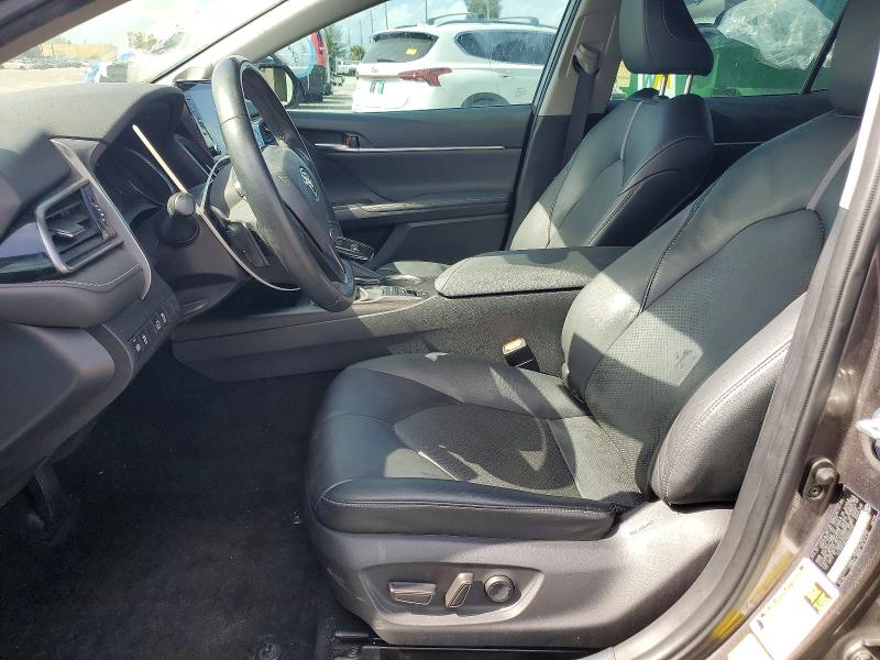 56621756 :رقم المزاد ، 4T1K61AK2NU022350 vin ، 2022 Toyota Camry مزاد بيع