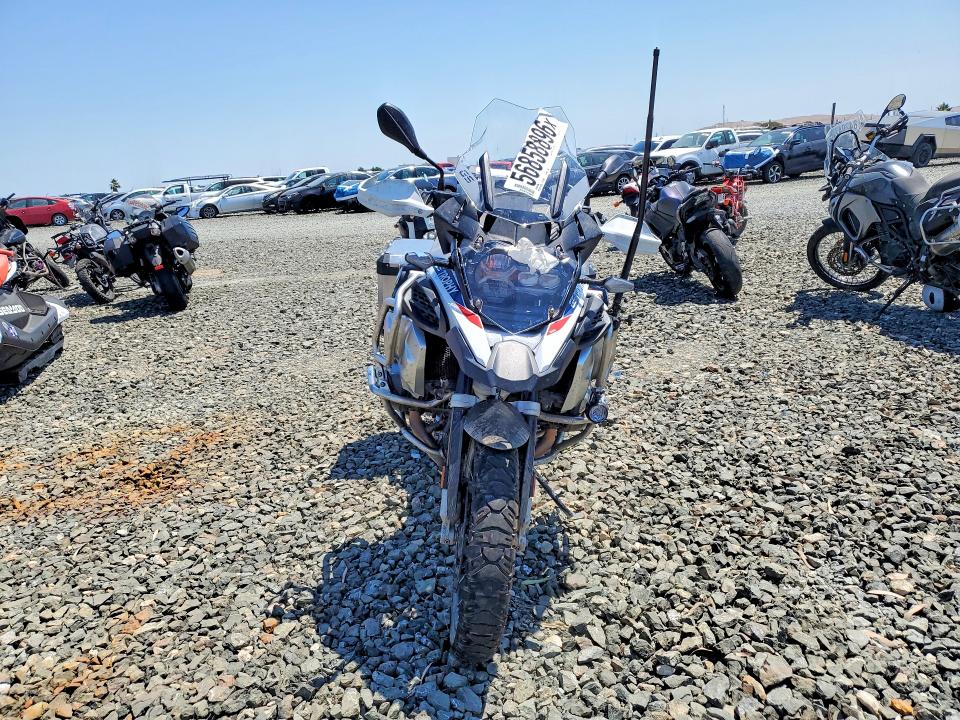 56858896 :رقم المزاد ، WB10M1306P6G81763 vin ، 2023 Bmw R 1250 مزاد بيع