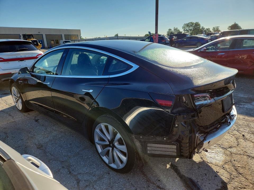 2019 Tesla Model 3 მანქანა იყიდება აუქციონზე, vin: 5YJ3E1EBXKF453335, აუქციონის ნომერი: 57747086