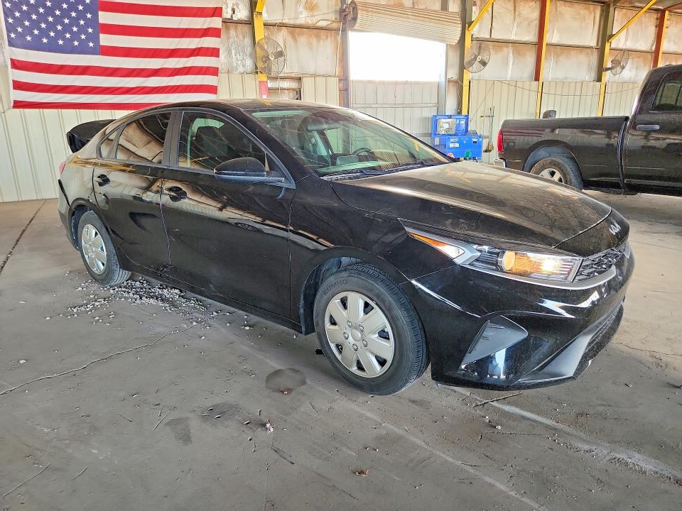 2023 Kia Forte მანქანა იყიდება აუქციონზე, vin: 3KPF24AD3PE685481, აუქციონის ნომერი: 56279216