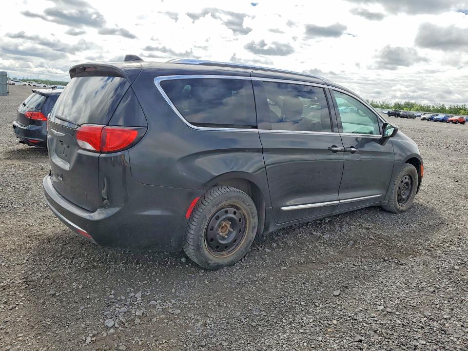 57045666 :رقم المزاد ، 2C4RC1EG2HR688837 vin ، 2017 Chrysler Pacifica مزاد بيع