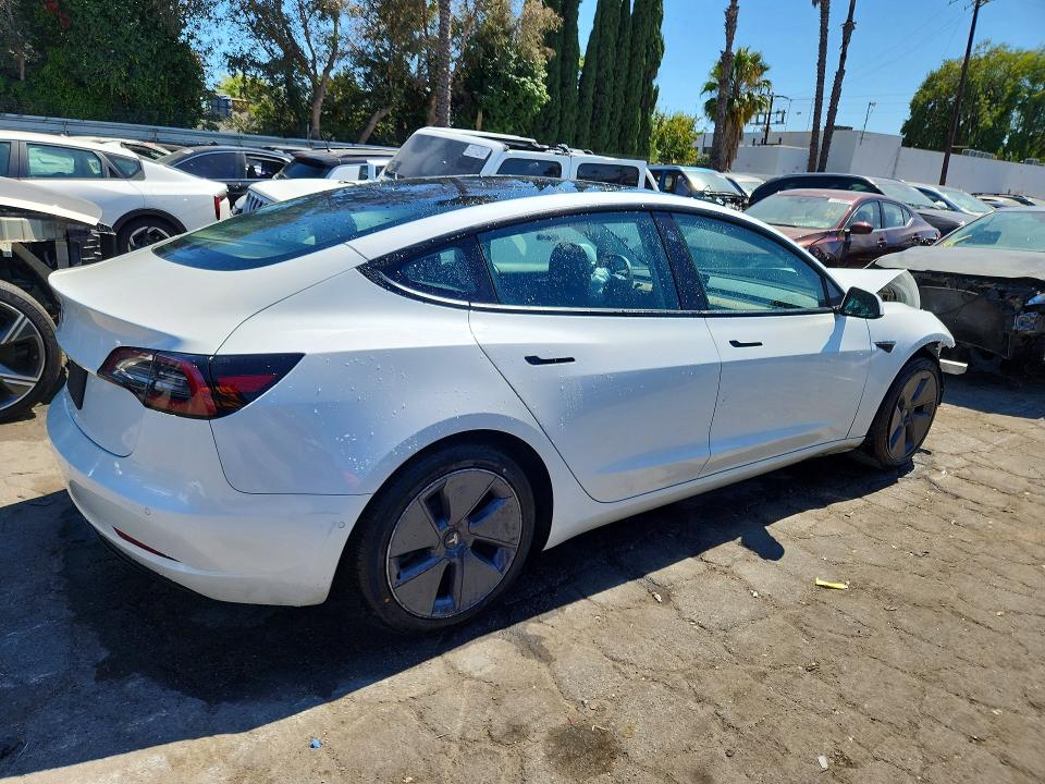 57519666 :رقم المزاد ، 5YJ3E1EA0NF166369 vin ، 2022 Tesla Model 3 مزاد بيع