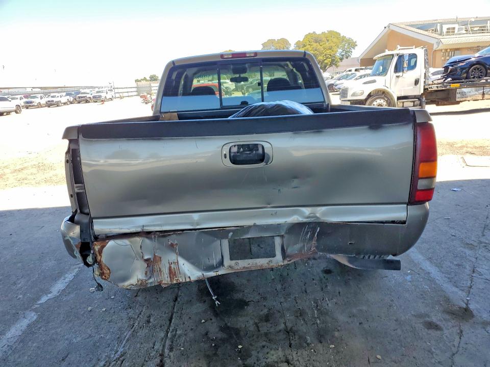 57237606 :رقم المزاد ، 2GTEC19T8X1565515 vin ، 1999 Gmc New Sierra مزاد بيع
