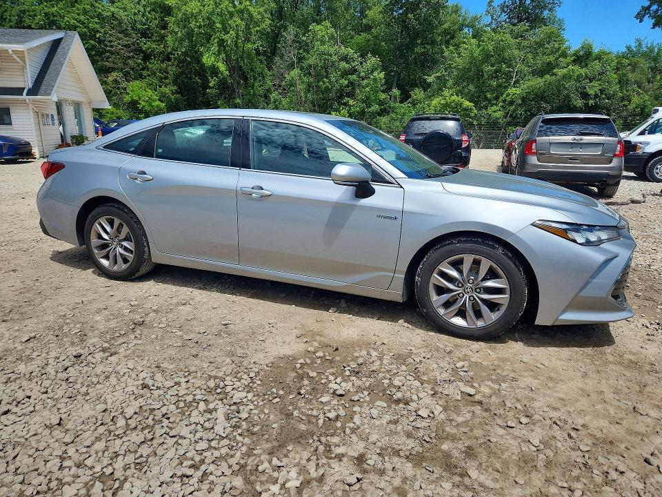 58403566 :رقم المزاد ، 4T1AA1ABXMU005403 vin ، 2021 Toyota Avalon مزاد بيع