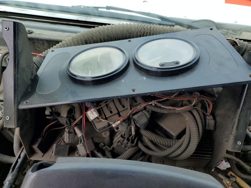 57949206 :رقم المزاد ، 4UZAANBW76CW23392 vin ، 2006 Freightliner Chassis مزاد بيع