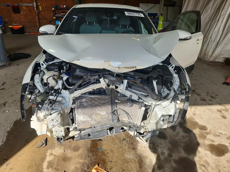 58022726 :رقم المزاد ، NMTKHMBX8KR100400 vin ، 2019 Toyota C-hr مزاد بيع