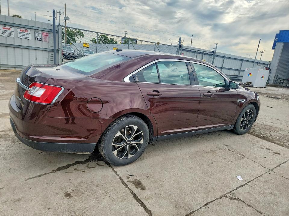 58044216 :رقم المزاد ، 1FAHP2FW1AG156164 vin ، 2010 Ford Taurus مزاد بيع