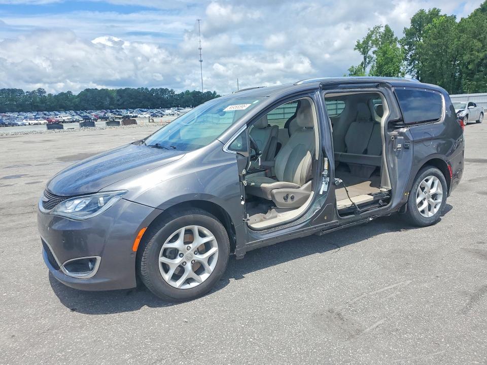 Auction sale of the 2017 Chrysler Pacifica, vin: 2C4RC1EG4HR622676, lot number: 56958896