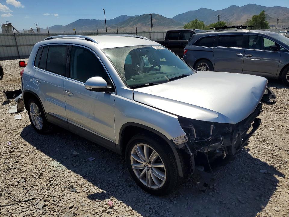55894606 :رقم المزاد ، WVGBV7AXXCW540550 vin ، 2012 Volkswagen Tiguan مزاد بيع