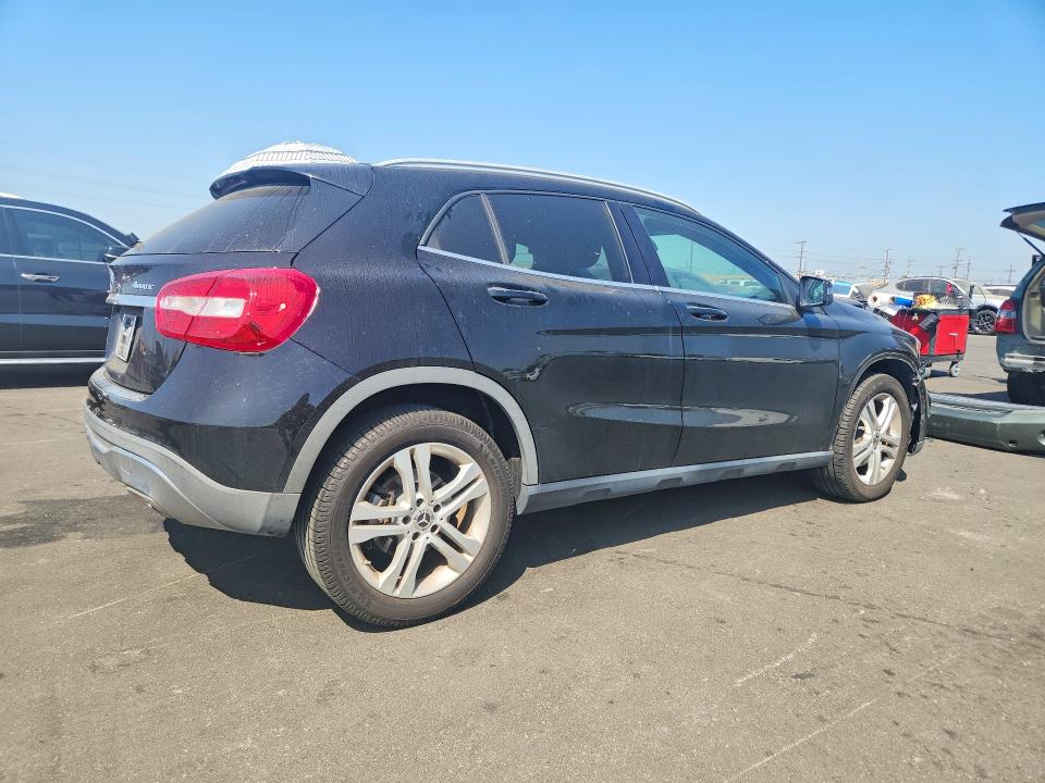 2019 Mercedes-benz Gla მანქანა იყიდება აუქციონზე, vin: WDCTG4GB2KJ586361, აუქციონის ნომერი: 55639116