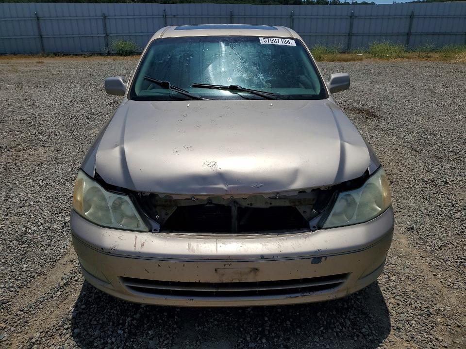 57507136 :رقم المزاد ، 4T1BF28BX2U251950 vin ، 2002 Toyota Avalon مزاد بيع