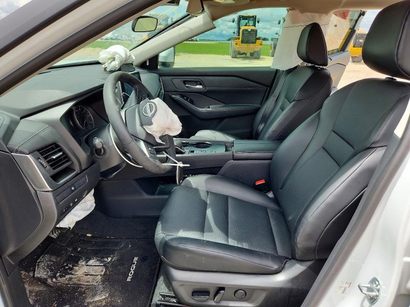 56871156 :رقم المزاد ، 5N1BT3BA4SC671871 vin ، 2025 Nissan Rogue مزاد بيع