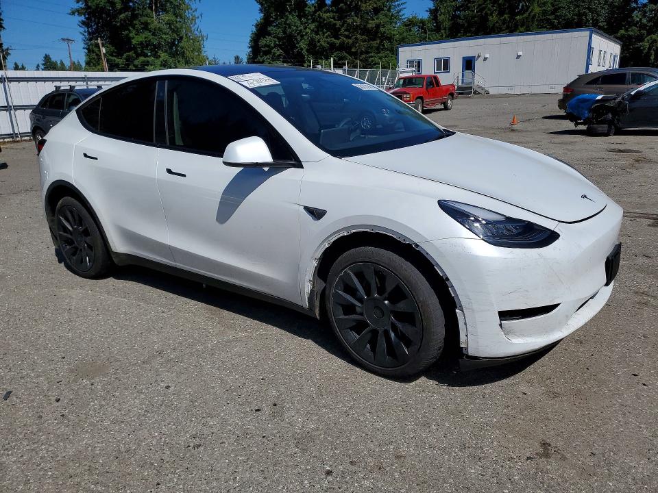 58105256 :رقم المزاد ، 7SAYGDEE3PA110420 vin ، 2023 Tesla Model Y مزاد بيع