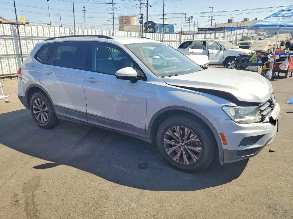 2019 Volkswagen Tiguan მანქანა იყიდება აუქციონზე, vin: 3VV1B7AX2KM033165, აუქციონის ნომერი: 58425746