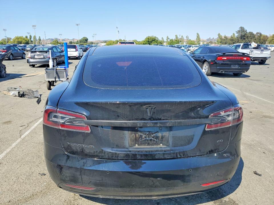 Продаж на аукціоні авто 2016 Tesla Model S, vin: 5YJSA1E17GF160028, номер лоту: 56986256