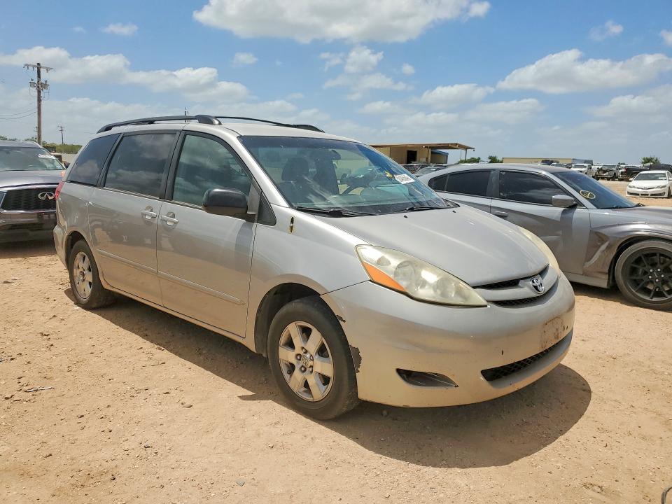 Aukcja sprzedaży 2010 Toyota Sienna, vin: 5TDKK4CC3AS305927, numer aukcji: 58485646