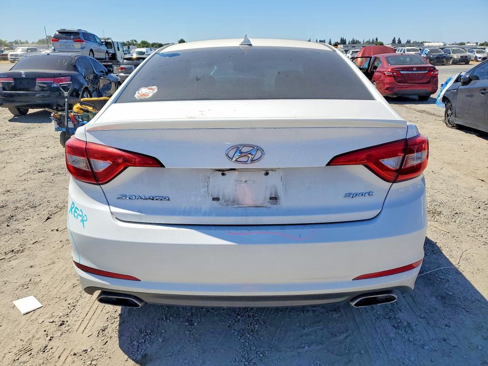 2015 Hyundai Sonata მანქანა იყიდება აუქციონზე, vin: 5NPE34AF1FH051994, აუქციონის ნომერი: 57676996