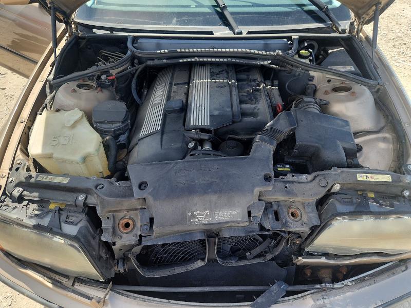 56227166 :رقم المزاد ، WBAAR3349YJM01429 vin ، 2000 Bmw 323 مزاد بيع