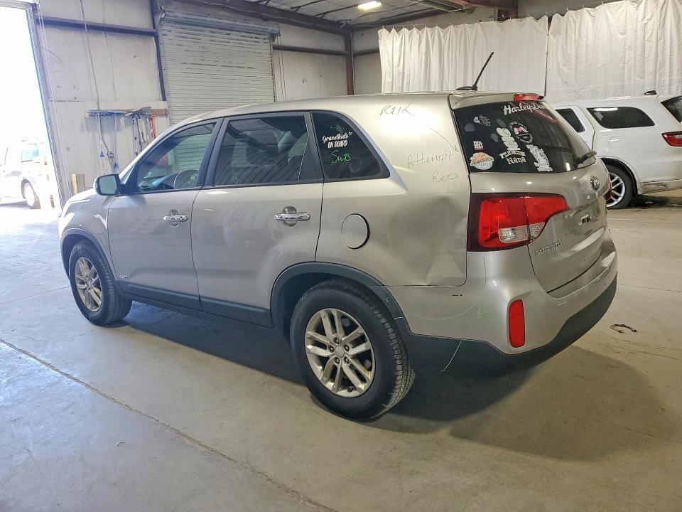 56755426 :رقم المزاد ، 5XYKTCA62FG613955 vin ، 2015 Kia Sorento مزاد بيع