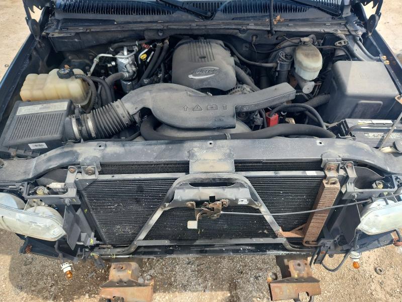 2003 Chevrolet Suburban მანქანა იყიდება აუქციონზე, vin: 3GNFK16Z93G342344, აუქციონის ნომერი: 56495296