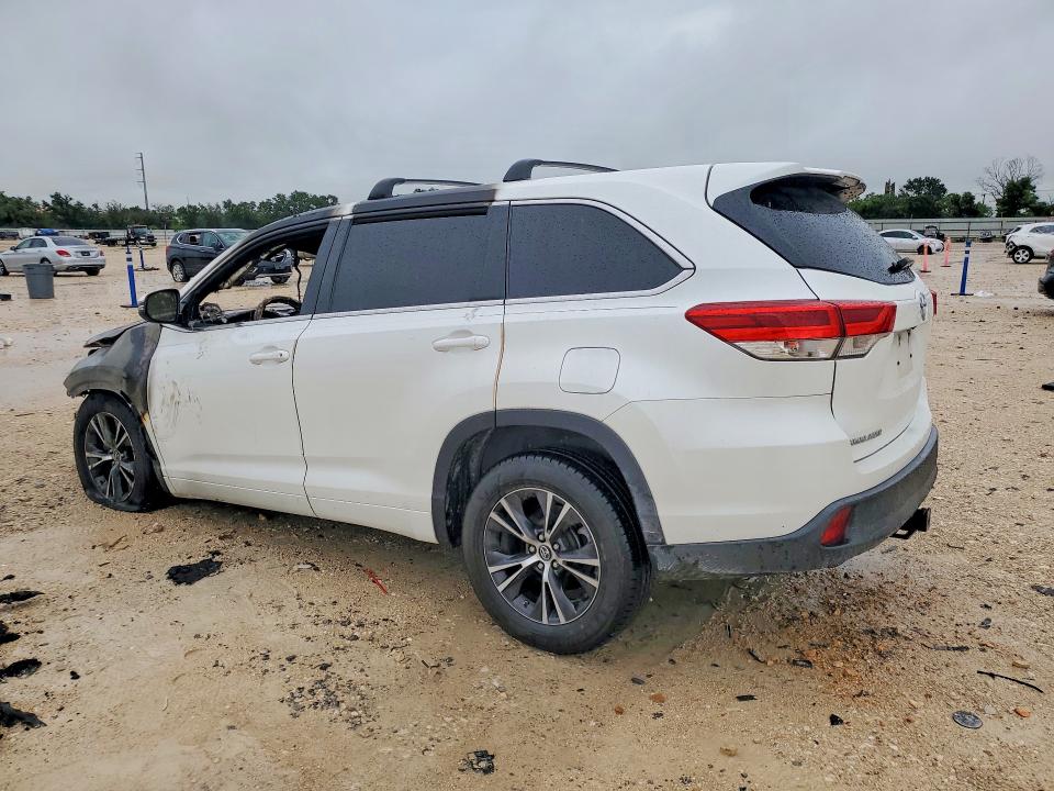 Продаж на аукціоні авто 2017 Toyota Highlander, vin: 5TDZARFH4HS028673, номер лоту: 56972726