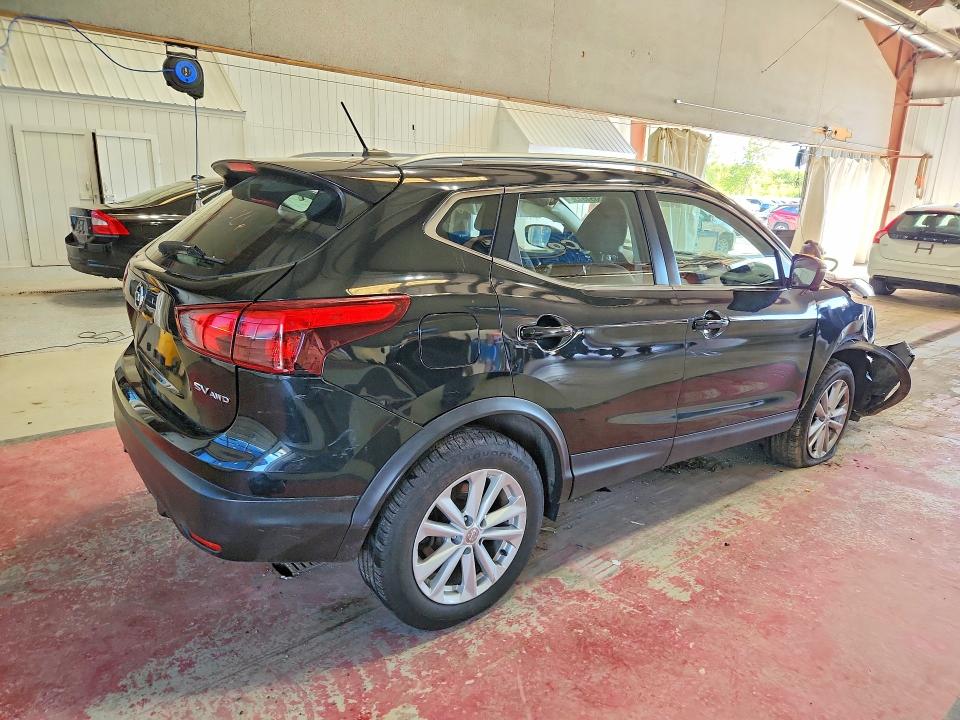 Продажа на аукционе авто 2017 Nissan Rogue Sport, vin: JN1BJ1CR1HW125980, номер лота: 58515136
