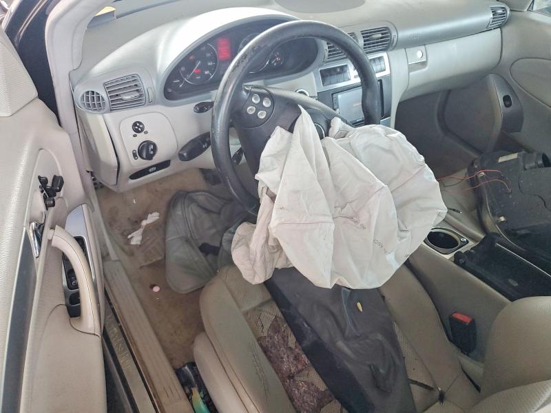 58008706 :رقم المزاد ، WDBRF40J55F704381 vin ، 2005 Mercedes-benz C مزاد بيع