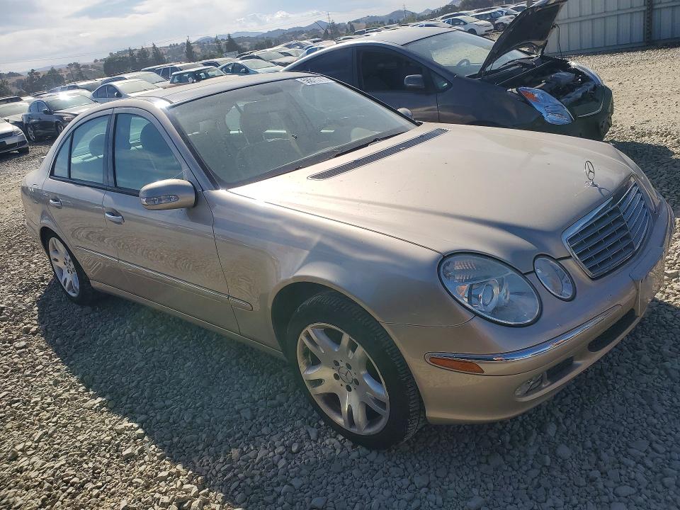 2003 Mercedes-benz E მანქანა იყიდება აუქციონზე, vin: WDBUF70J23A350180, აუქციონის ნომერი: 58811716