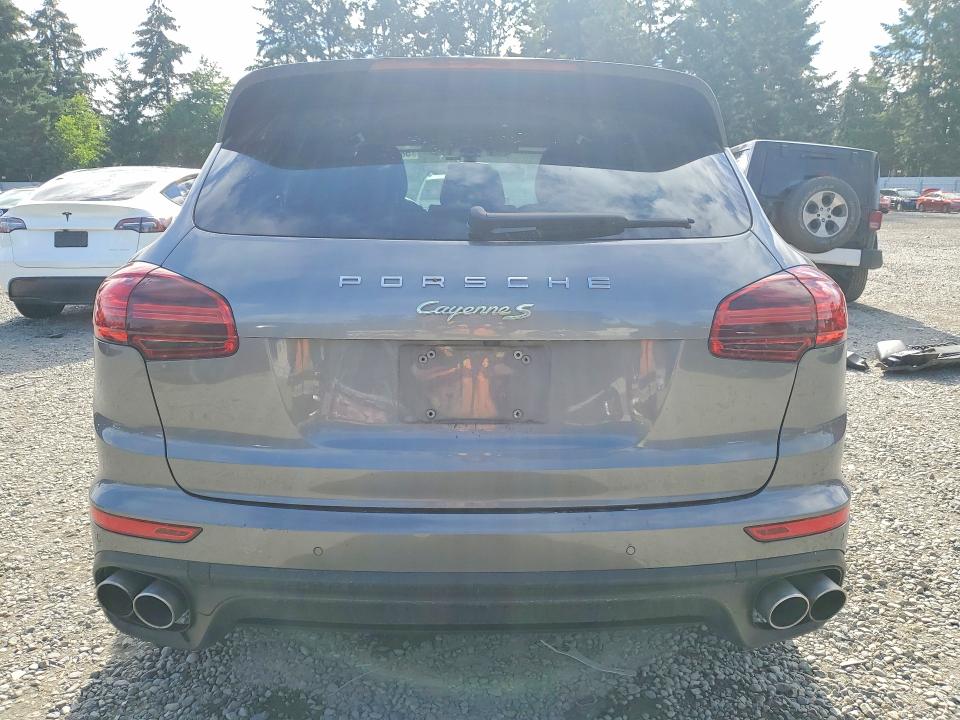 Aukcja sprzedaży 2016 Porsche Cayenne, vin: WP1AE2A21GLA17348, numer aukcji: 58926986