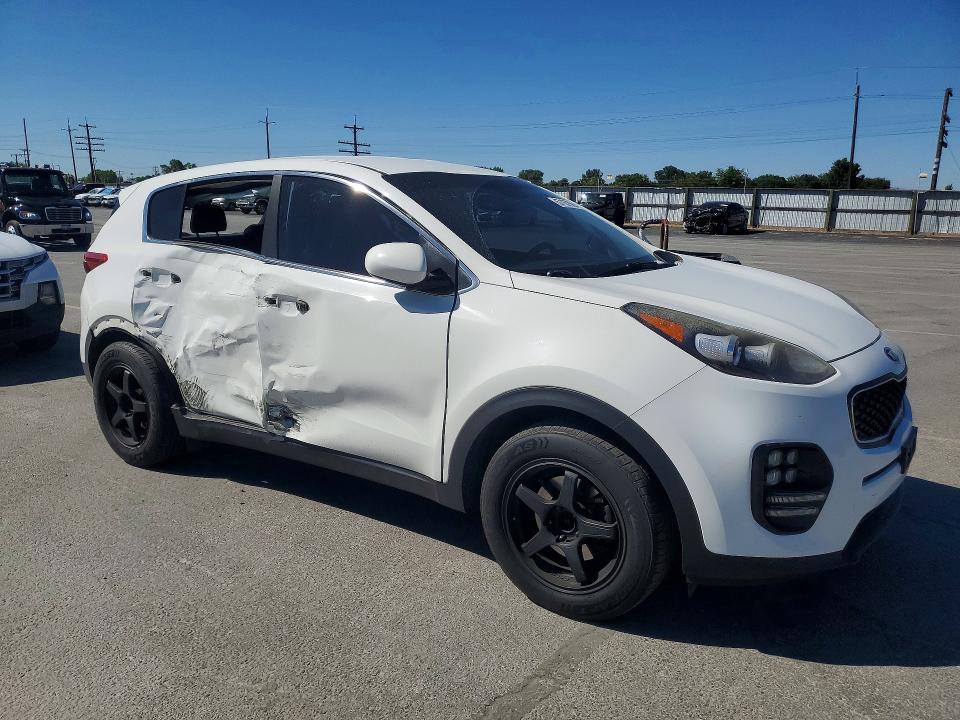 57157506 :رقم المزاد ، KNDPM3AC2H7262604 vin ، 2017 Kia Sportage مزاد بيع