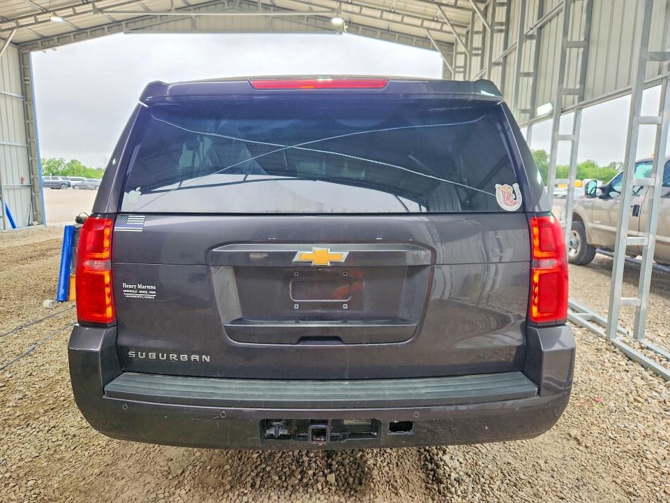 57847206 :رقم المزاد ، 1GNSKHKC5HR223934 vin ، 2017 Chevrolet Suburban مزاد بيع
