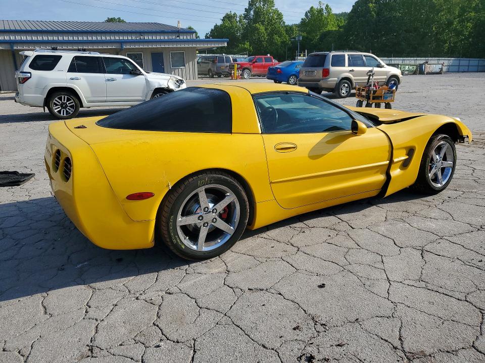 55826026 :رقم المزاد ، 1G1YY22G2Y5101873 vin ، 2000 Chevrolet Corvette مزاد بيع