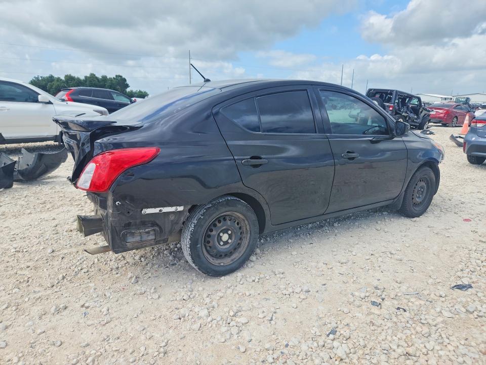 58638876 :رقم المزاد ، 3N1CN7AP4KL811618 vin ، 2019 Nissan Versa مزاد بيع