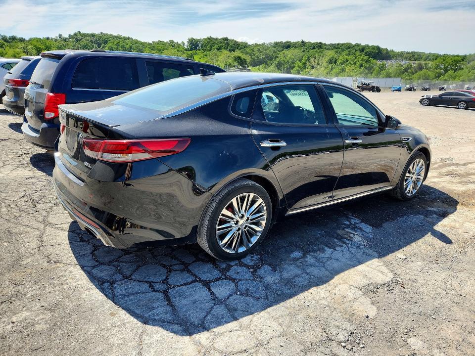 Продажа на аукционе авто 2017 Kia Optima, vin: 5XXGV4L24HG157898, номер лота: 55542466